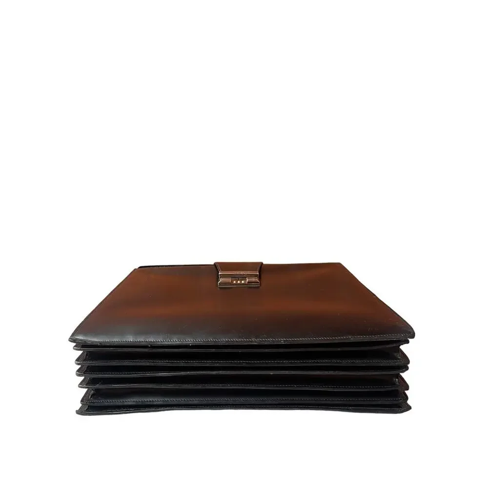 BALLY of Switzerland Leather Briefcase / Pilot - Lawyer - Doctor